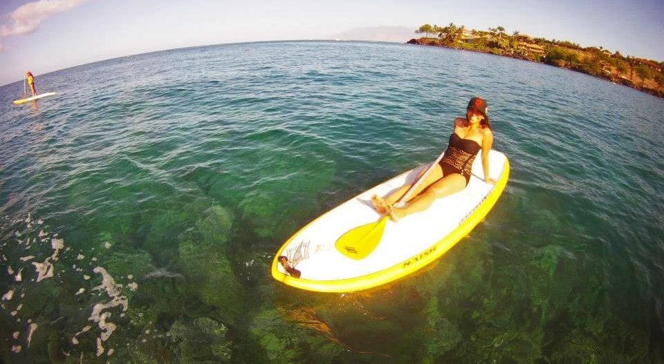 stand up paddling in Maui